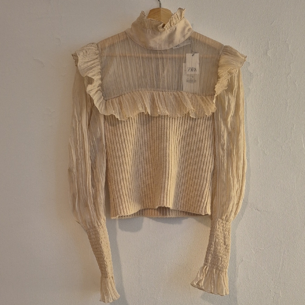 Zara Cream Ruffled Long Sleeve Cropped Sweater Blouse